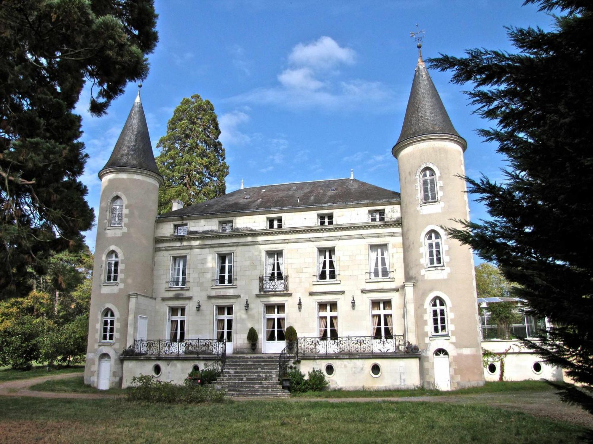 Tournon-Saint-Pierre Chateau Les Vallees المظهر الخارجي الصورة